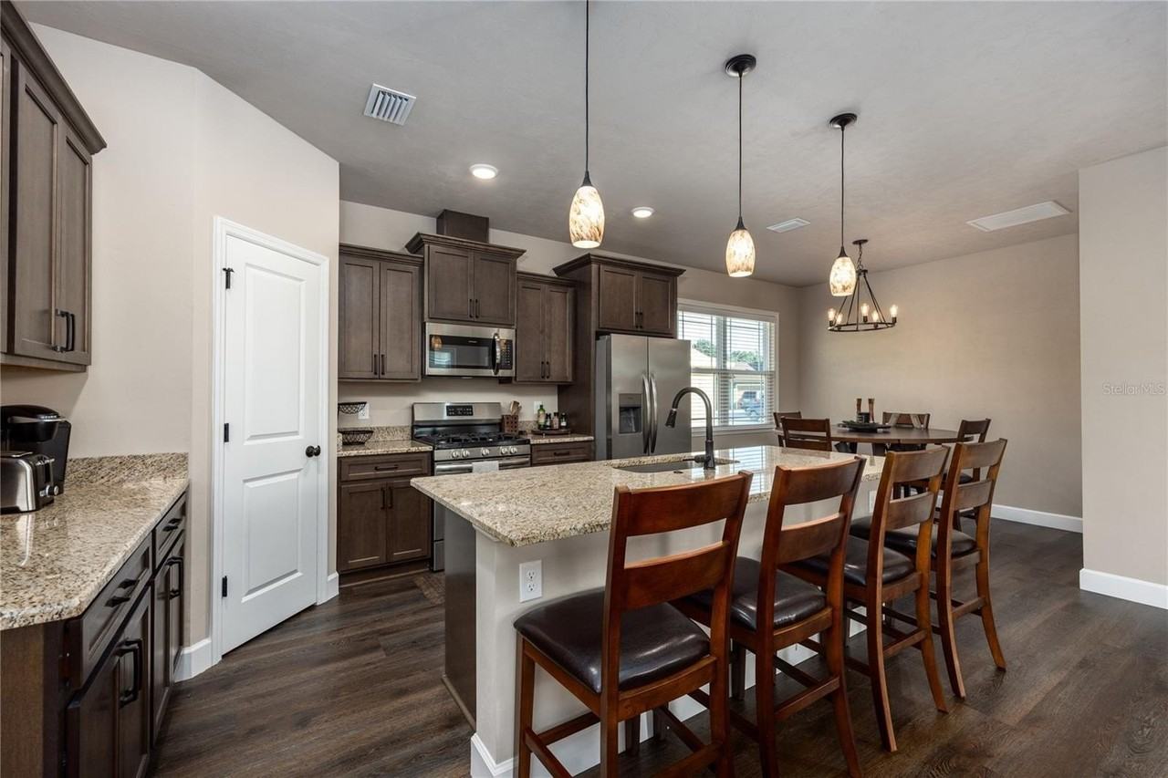 24328 Sw 17th Ln - Photo 4 of 45