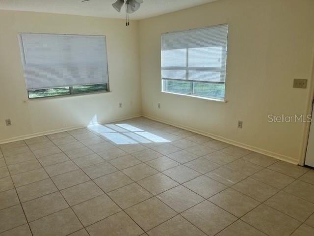 17007 NE 21st St - Photo 3 of 10