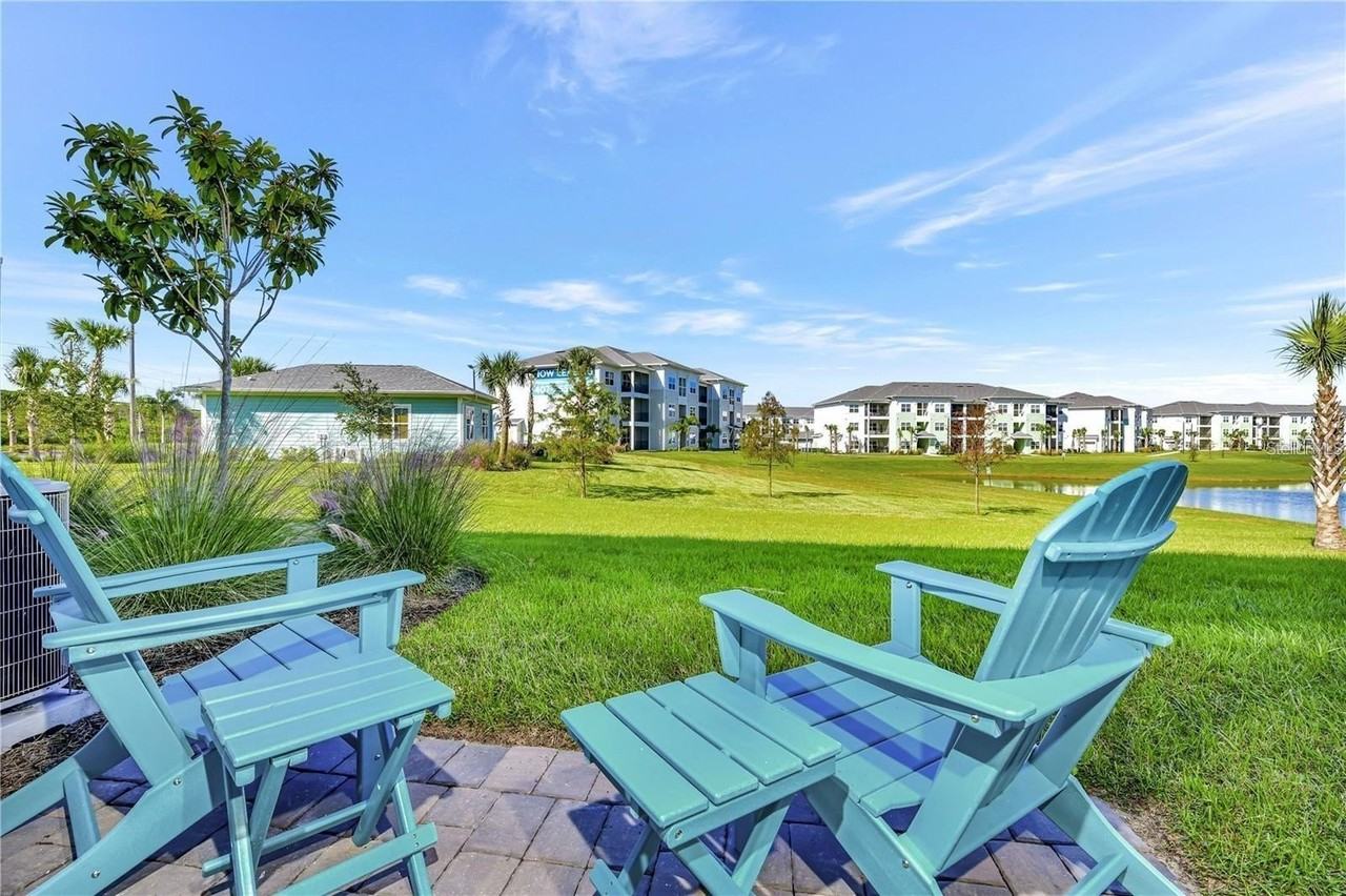 3205 Caribbean Soul Dr - Photo 3 of 23