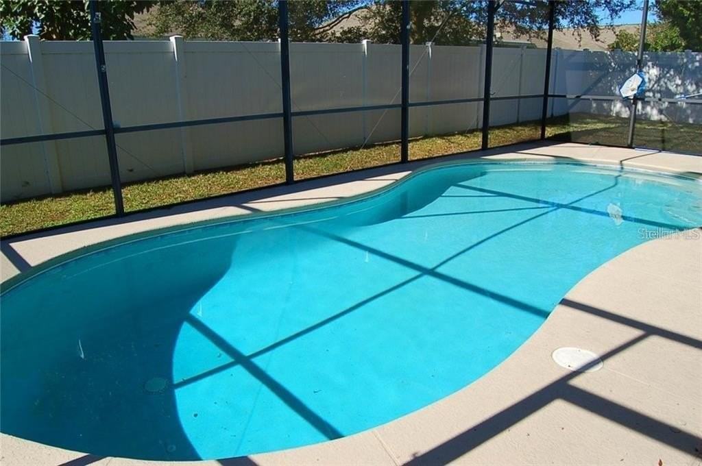 3103 Rawcliffe Rd - Photo 2 of 17