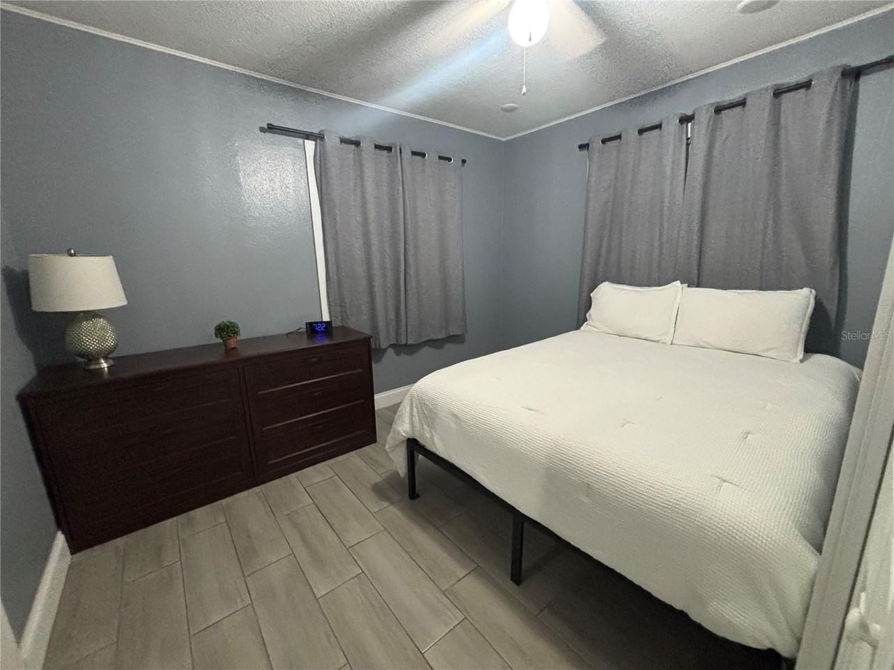 3427 W Palmetto St - Photo 5 of 21