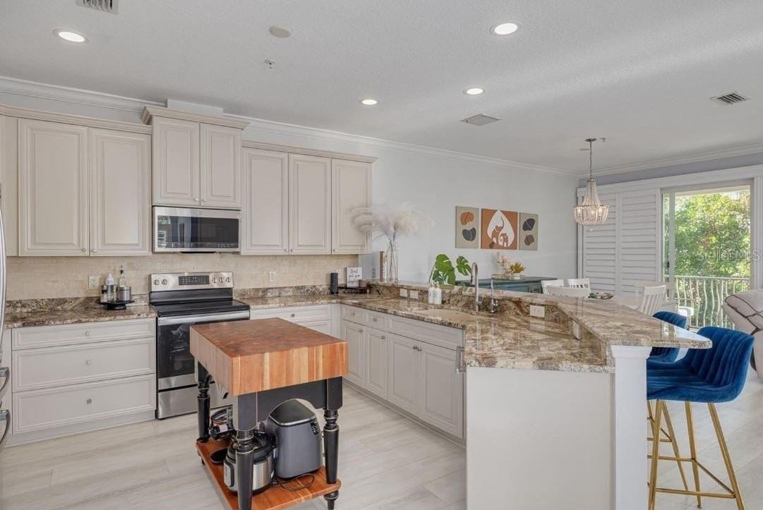 4603 Overlook Drive Northeast - Photo 4 of 17