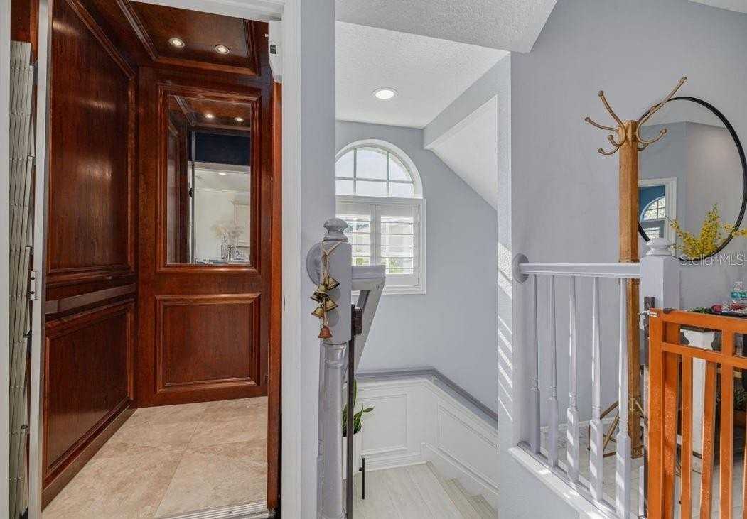 4603 Overlook Drive Northeast - Photo 6 of 17