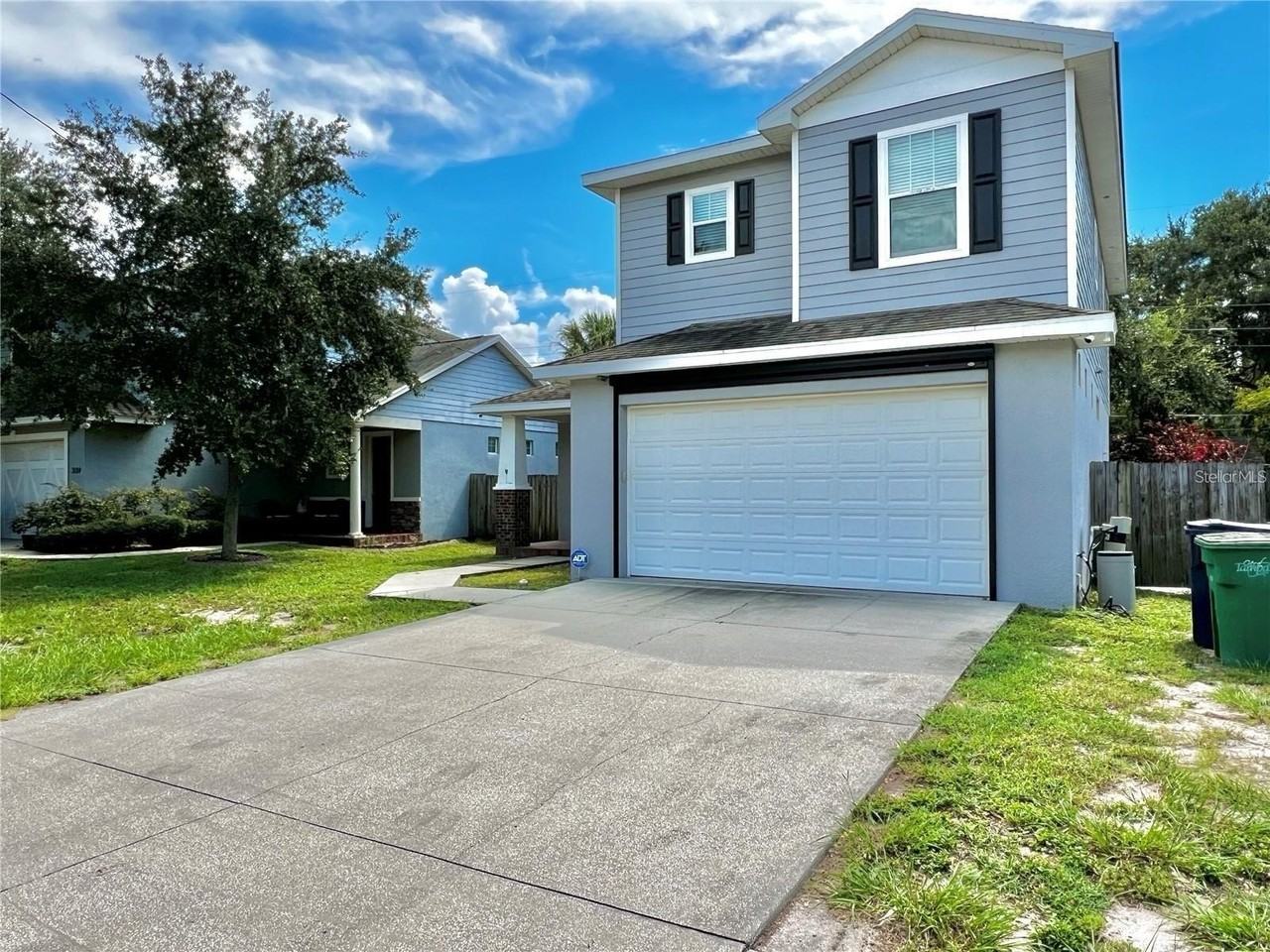 3202 West Hartnett Avenue - Photo 2 of 24