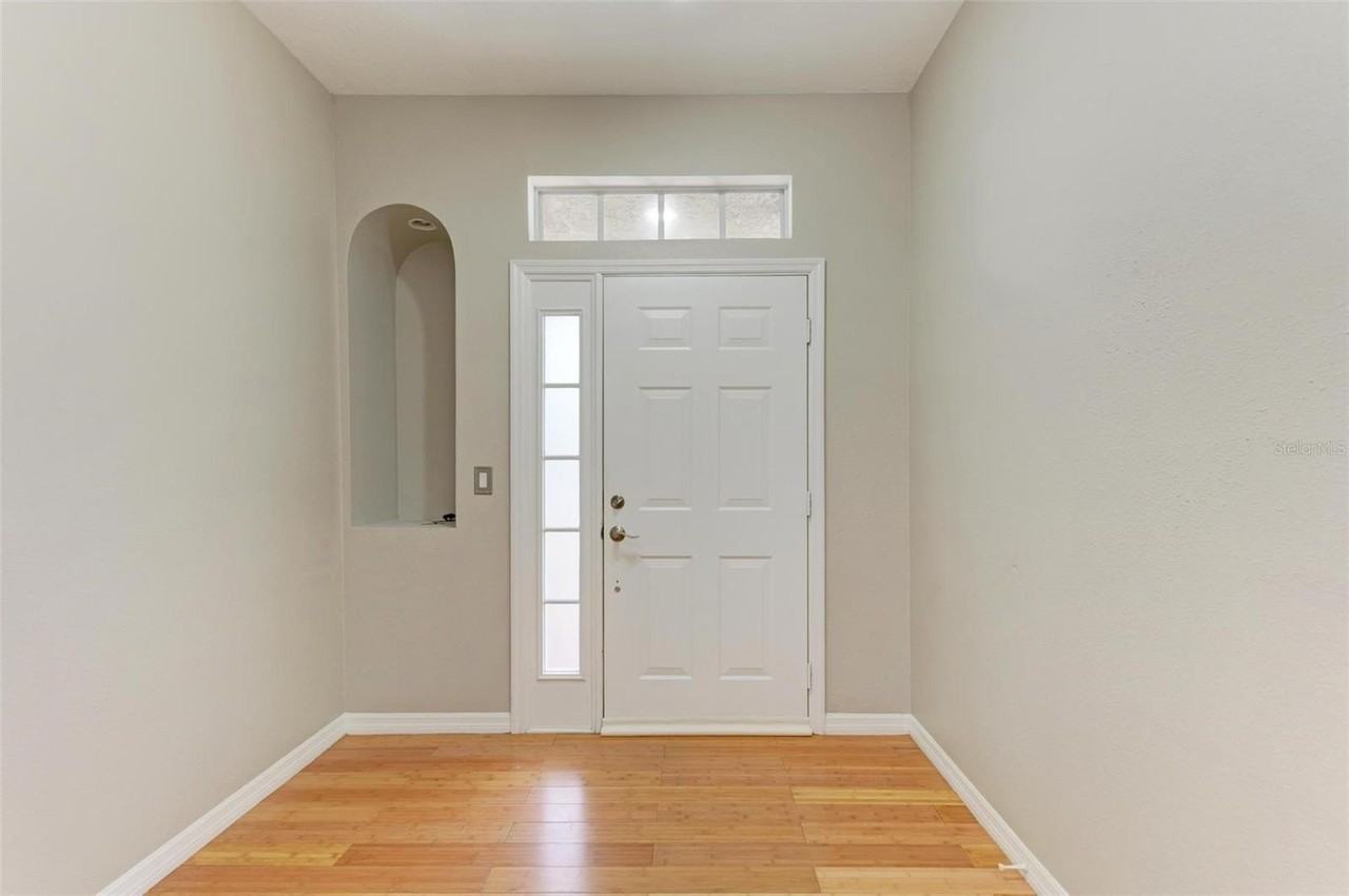 2926 Bayshore Pointe Dr - Photo 4 of 50