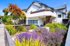 112 Eucalyptus Ave - Photo 1 of 1