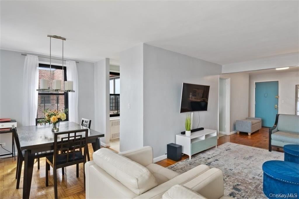 2835 Webb Ave #9D - Photo 5 of 18