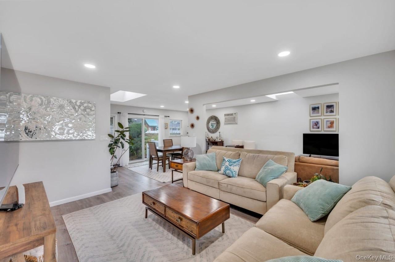 1004 North Delaware Avenue - Photo 3 of 20