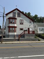 featured image of 200 Park Ave