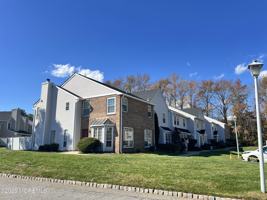 featured image of 284 Fairfield Pl