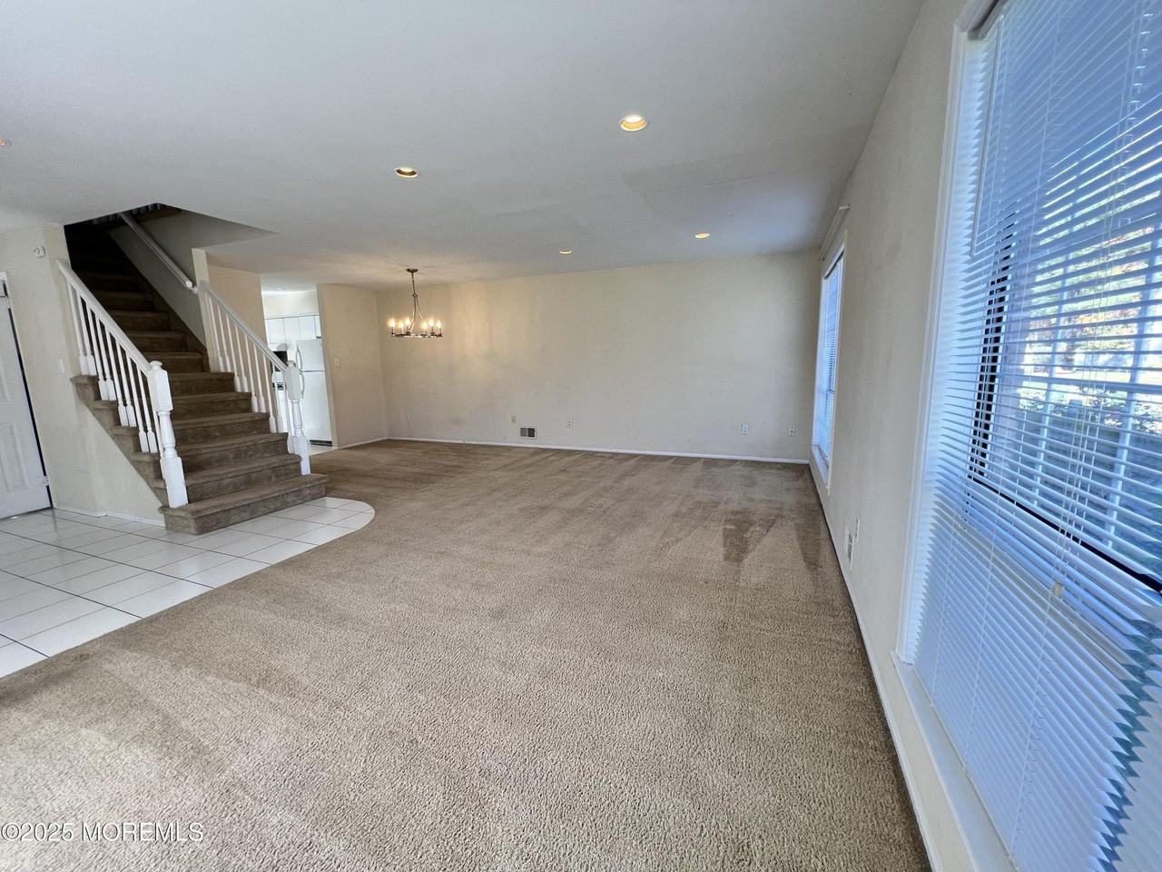 284 Fairfield Pl - Photo 6 of 24