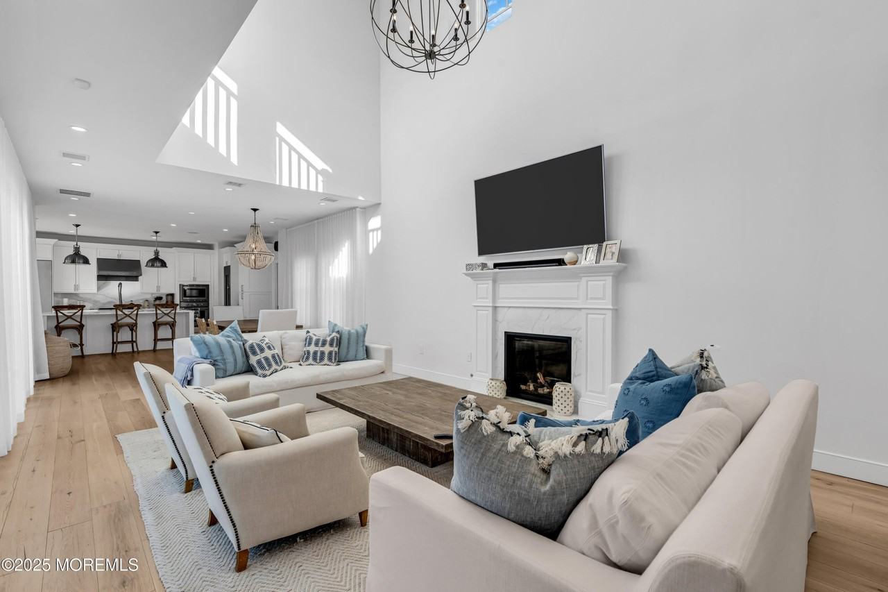 135 Highway 35 - Photo 5 of 36