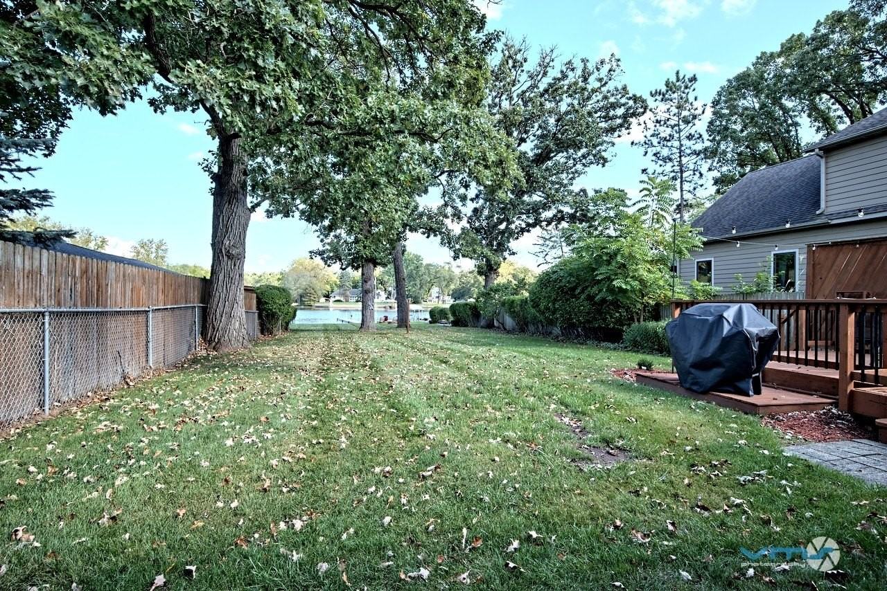 4228 Riverside Drive - Photo 4 of 25