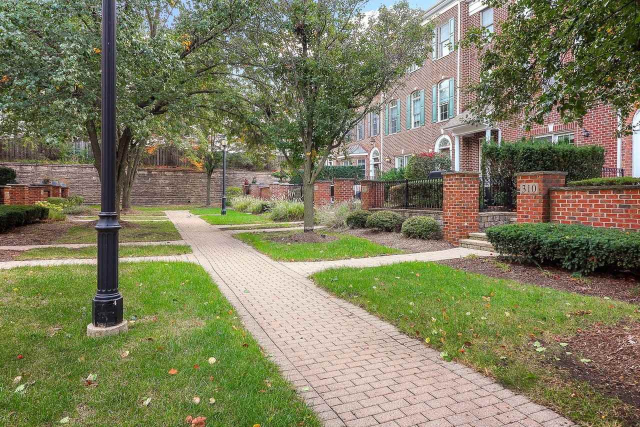 310 Big Rail Dr - Photo 3 of 35