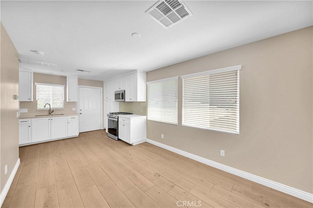 6735 Yellowstone Dr - Photo 4 of 15