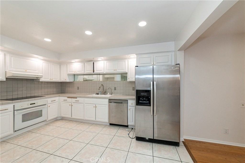 818 Lucerne Avenue #201 - Photo 7 of 23