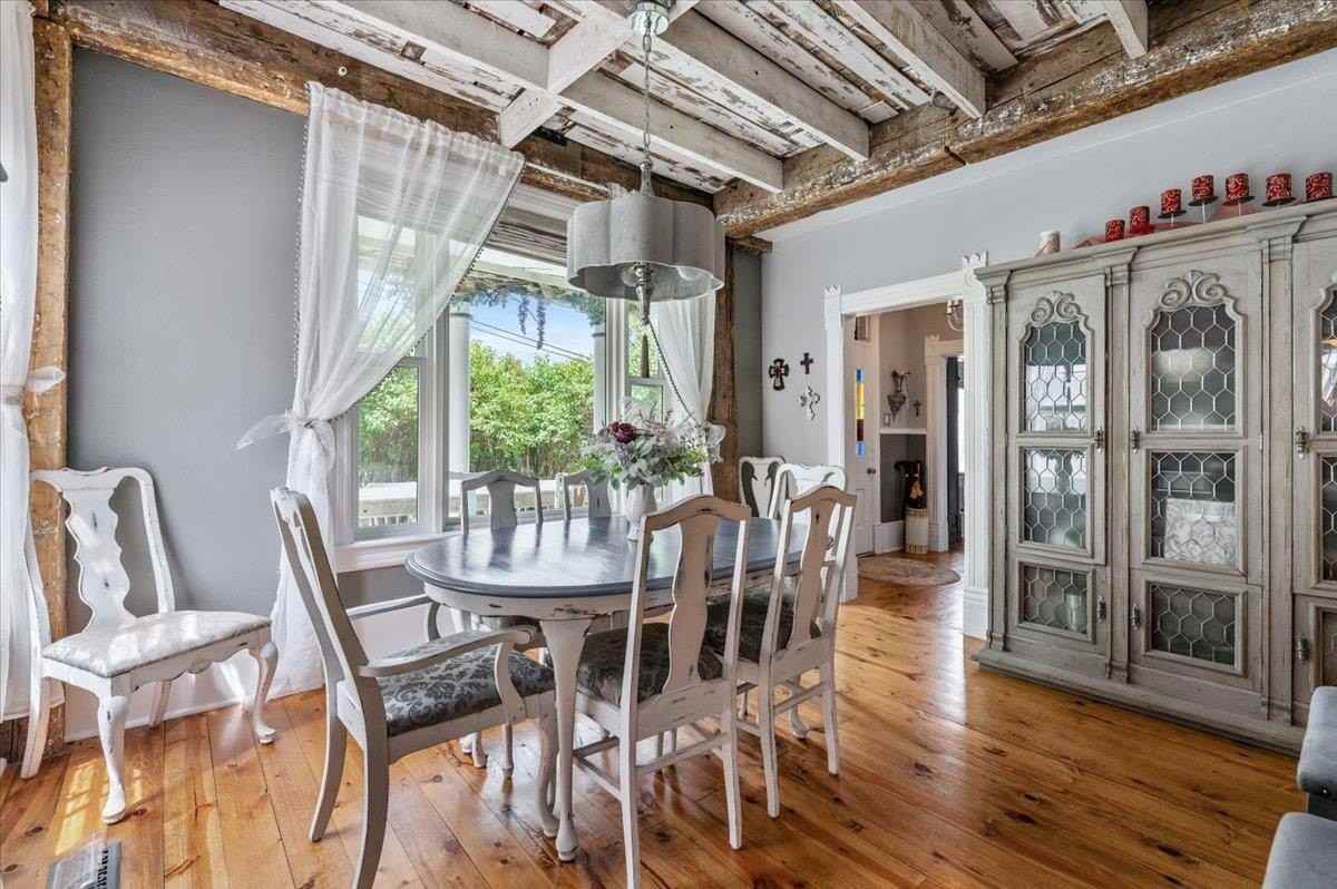 123 1/2 S Stone St - Photo 5 of 33