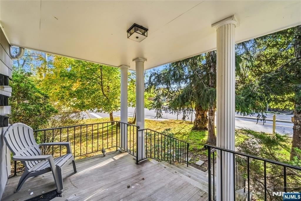 150 Tappan Rd - Photo 5 of 26