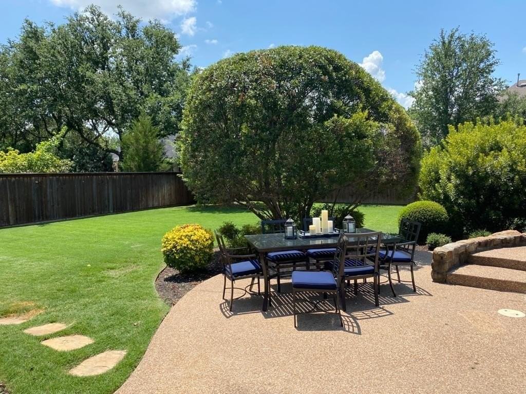 111 Yale Dr - Photo 3 of 18