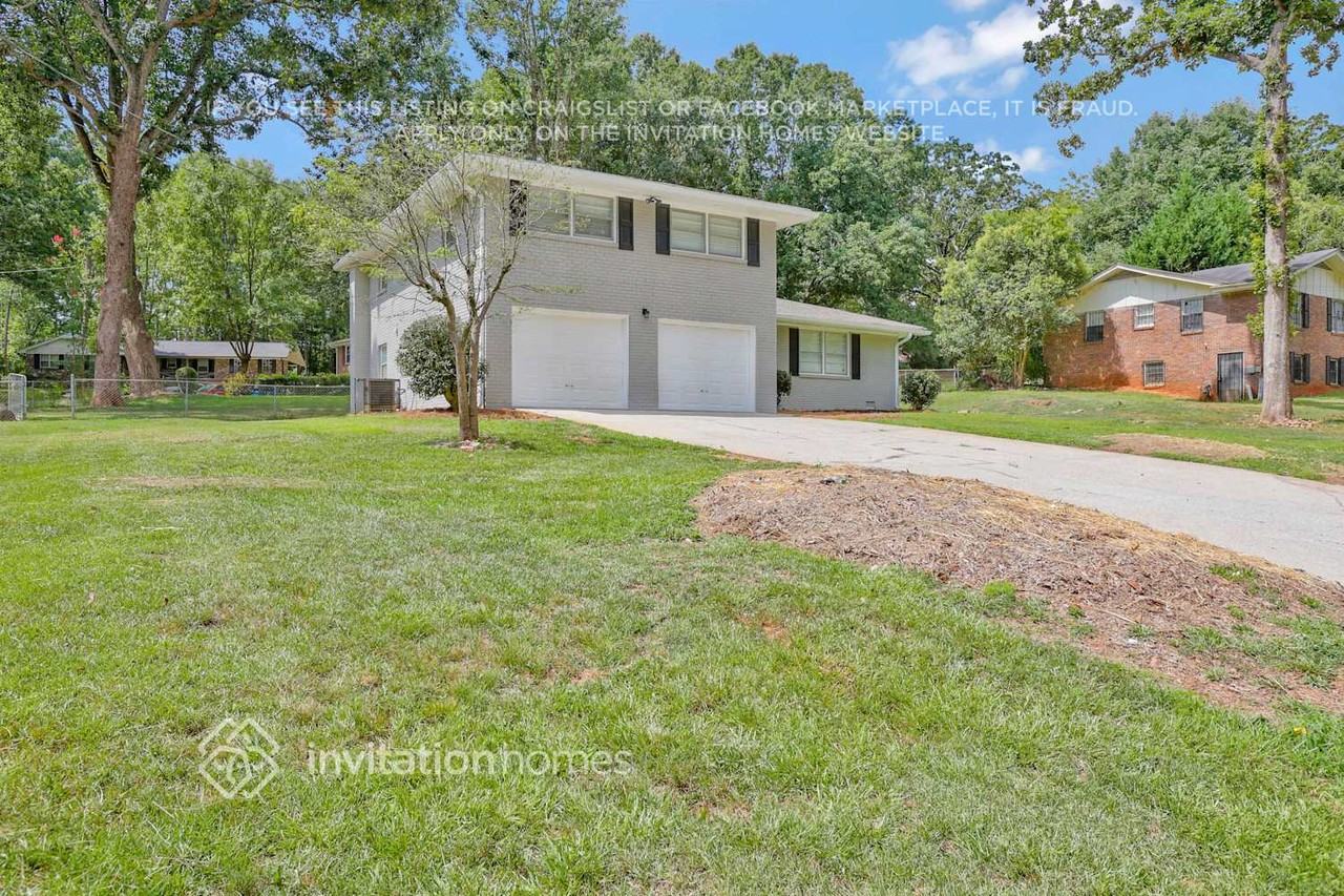 4337 Pleasant Forest Drive - Photo 2 of 25