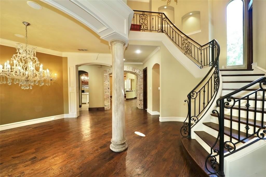 1609 Singletree Ct - Photo 5 of 38