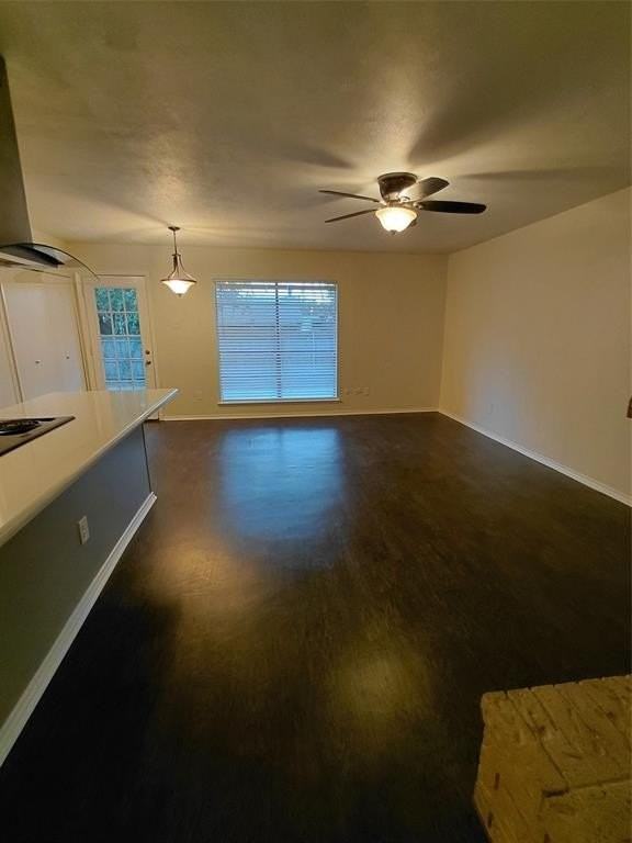 562 Cumberland Dr - Photo 2 of 14