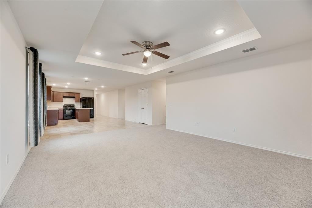 1802 Aslynn Cir - Photo 6 of 23