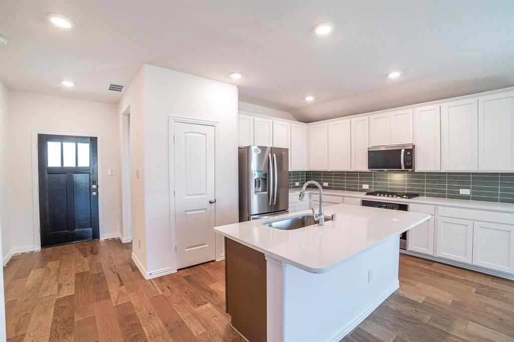 1910 Blackbird Ln - Photo 7 of 26