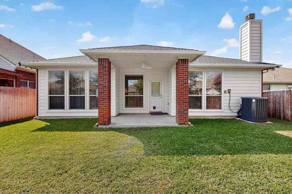 8308 Water Buck Run - Photo 4 of 33