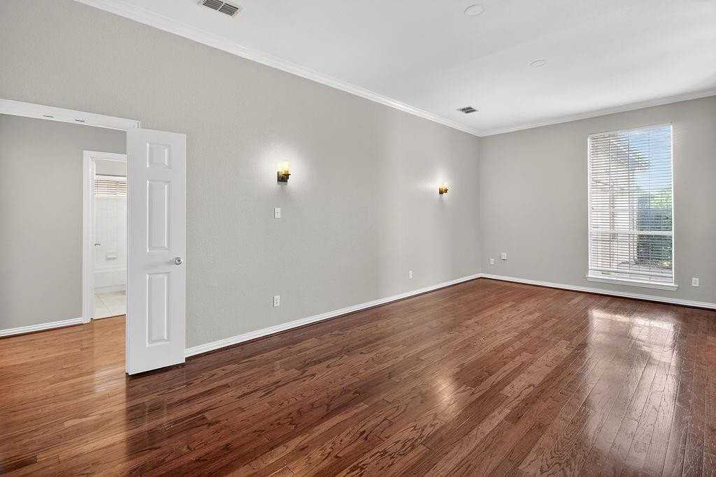 1604 Wagon Wheel Dr - Photo 6 of 40