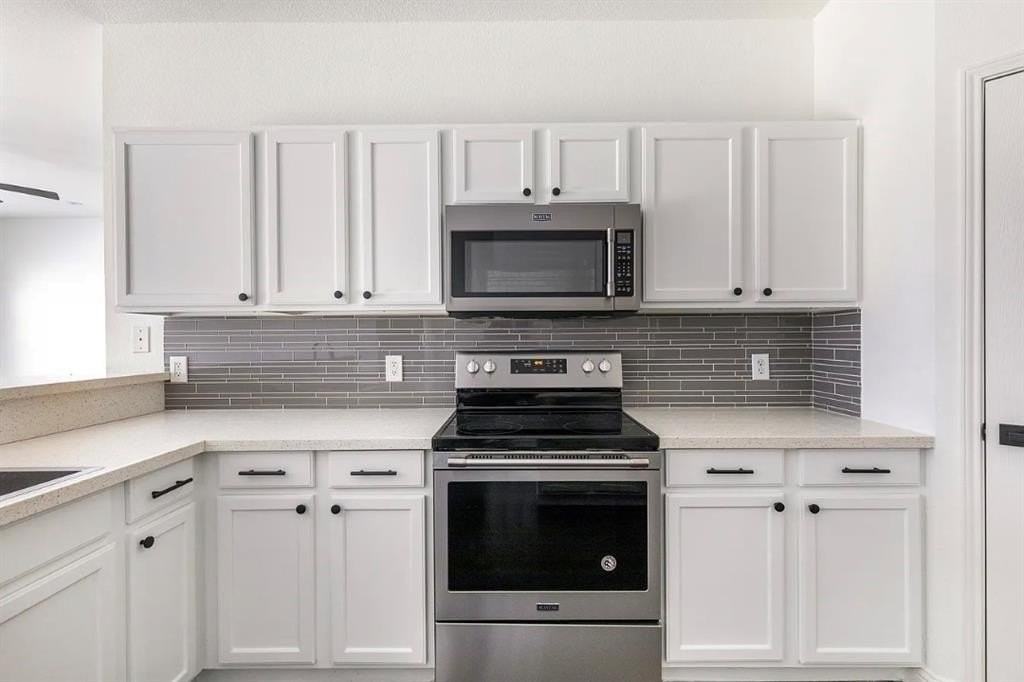 13240 Berrywood Trl - Photo 3 of 28