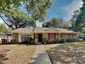 5928 Fox Hill Ln - Photo 1 of 1