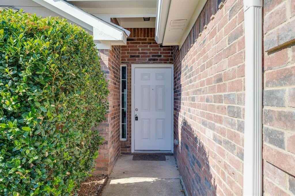 504 Ammonite Court - Photo 4 of 34