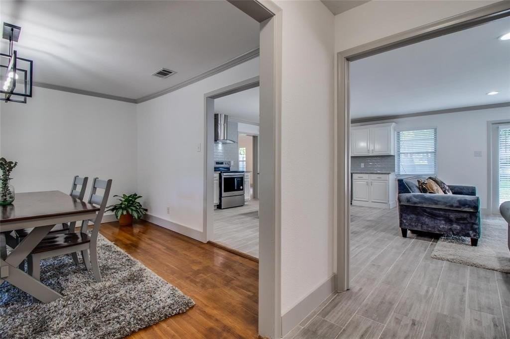 702 Ridgedale Drive - Photo 5 of 23