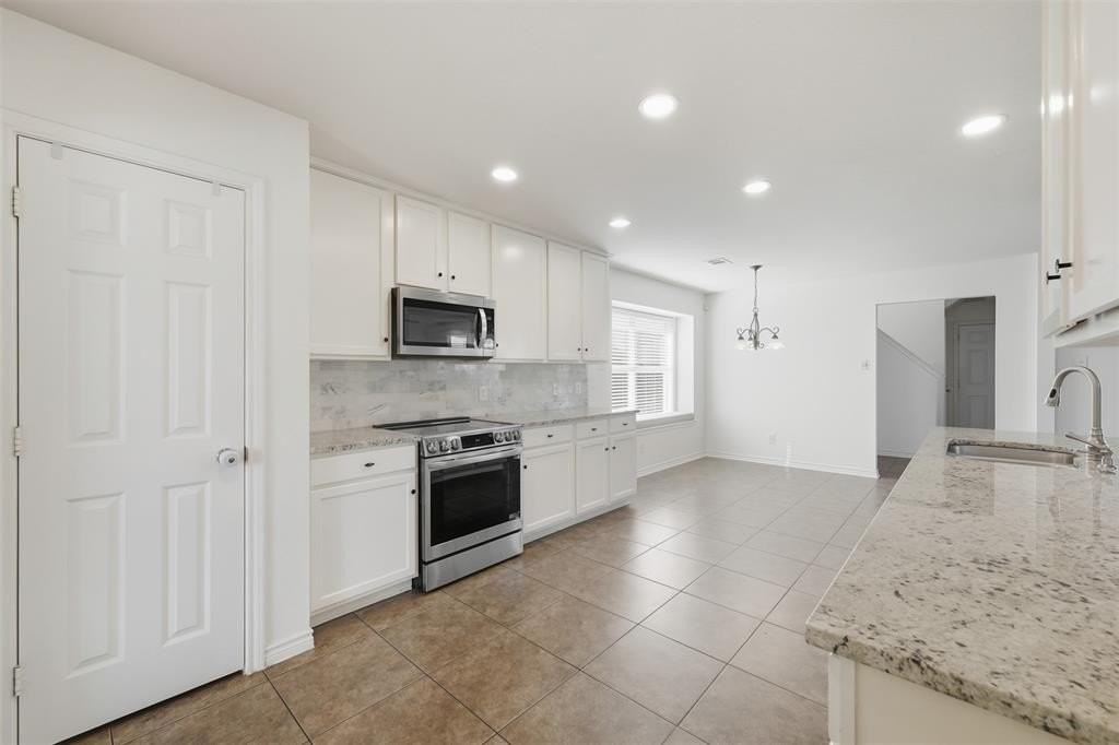 5408 Bridgeport Rd - Photo 2 of 22