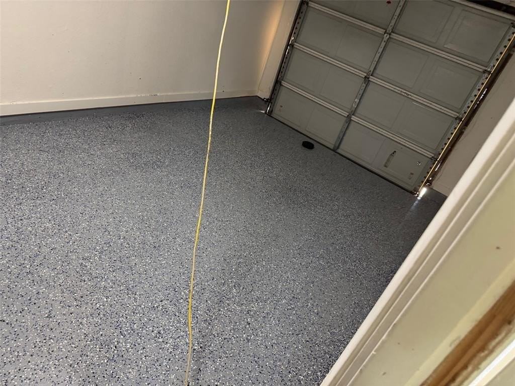 7937 Trimble Dr - Photo 4 of 19