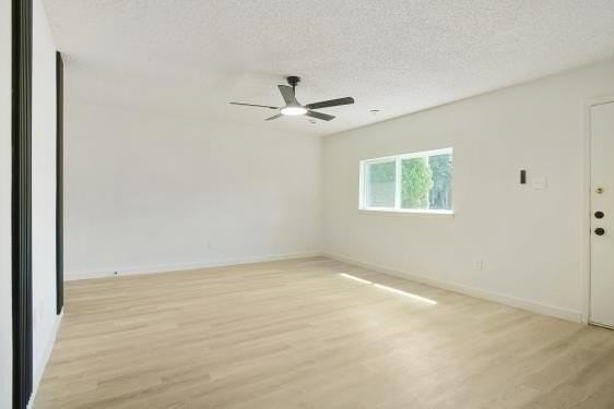 7937 Trimble Dr - Photo 6 of 19