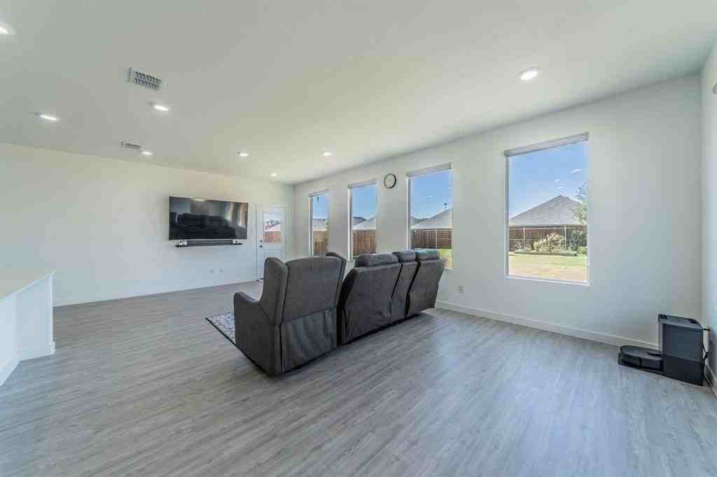 7021 Black Ash Ln - Photo 4 of 25