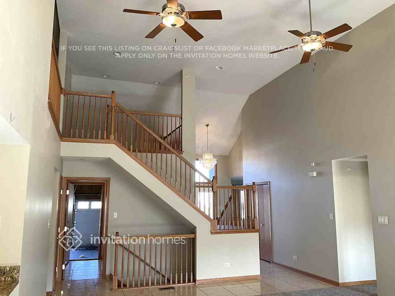 1021 Amlin Ter - Photo 2 of 13
