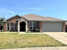 featured image of 2612 Redwood St