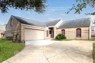 207 Queens Ct - Photo 1 of 1