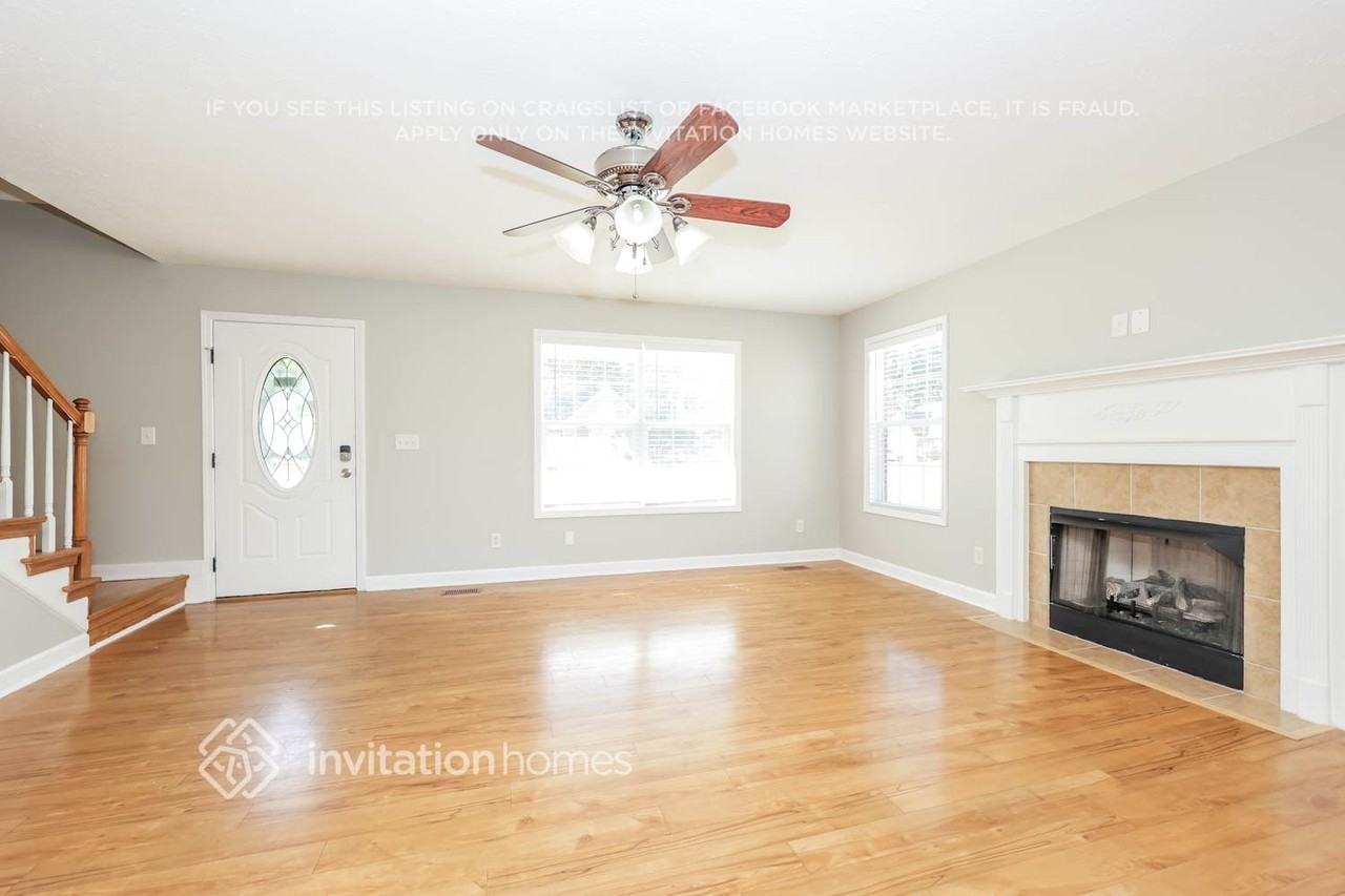 1005 Bolton Drive - Photo 5 of 18