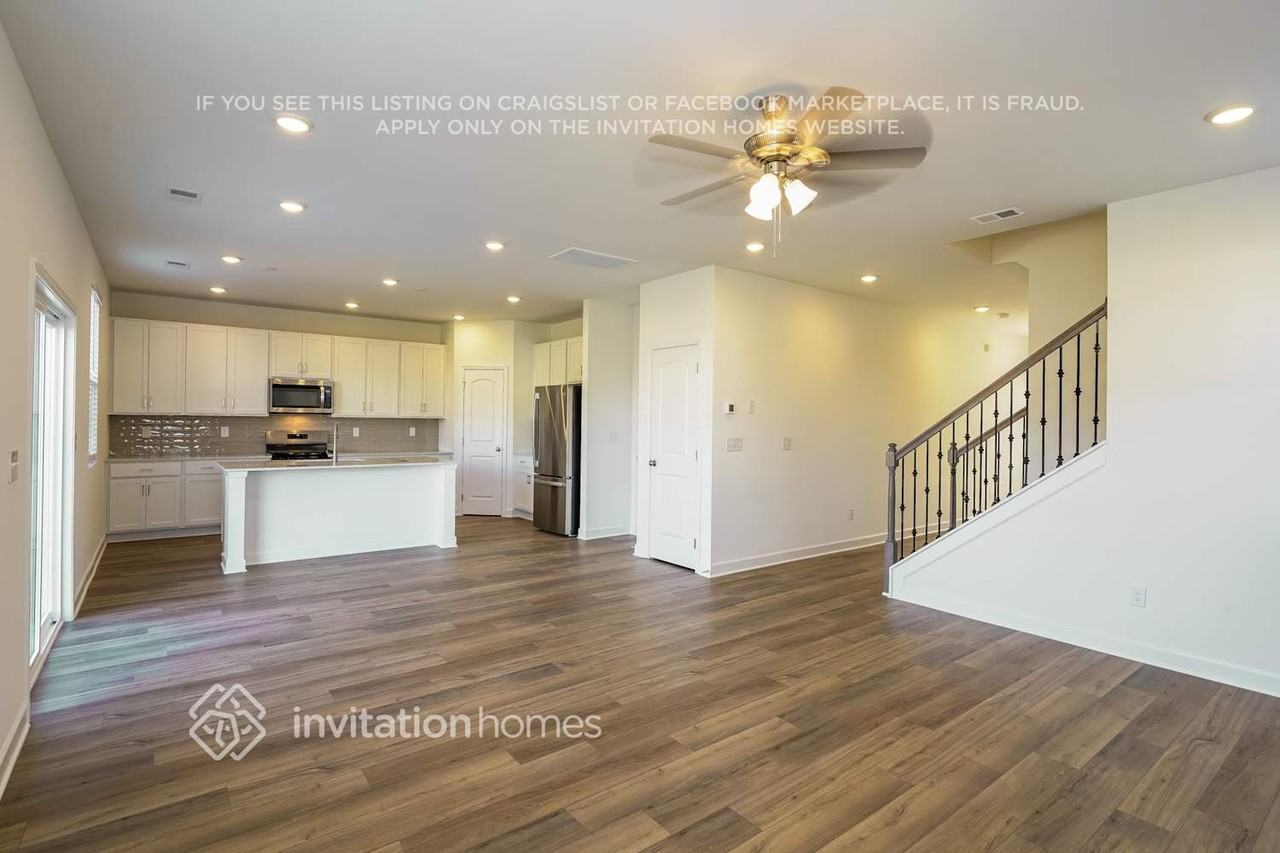 1363 Georgetown Dr - Photo 5 of 18