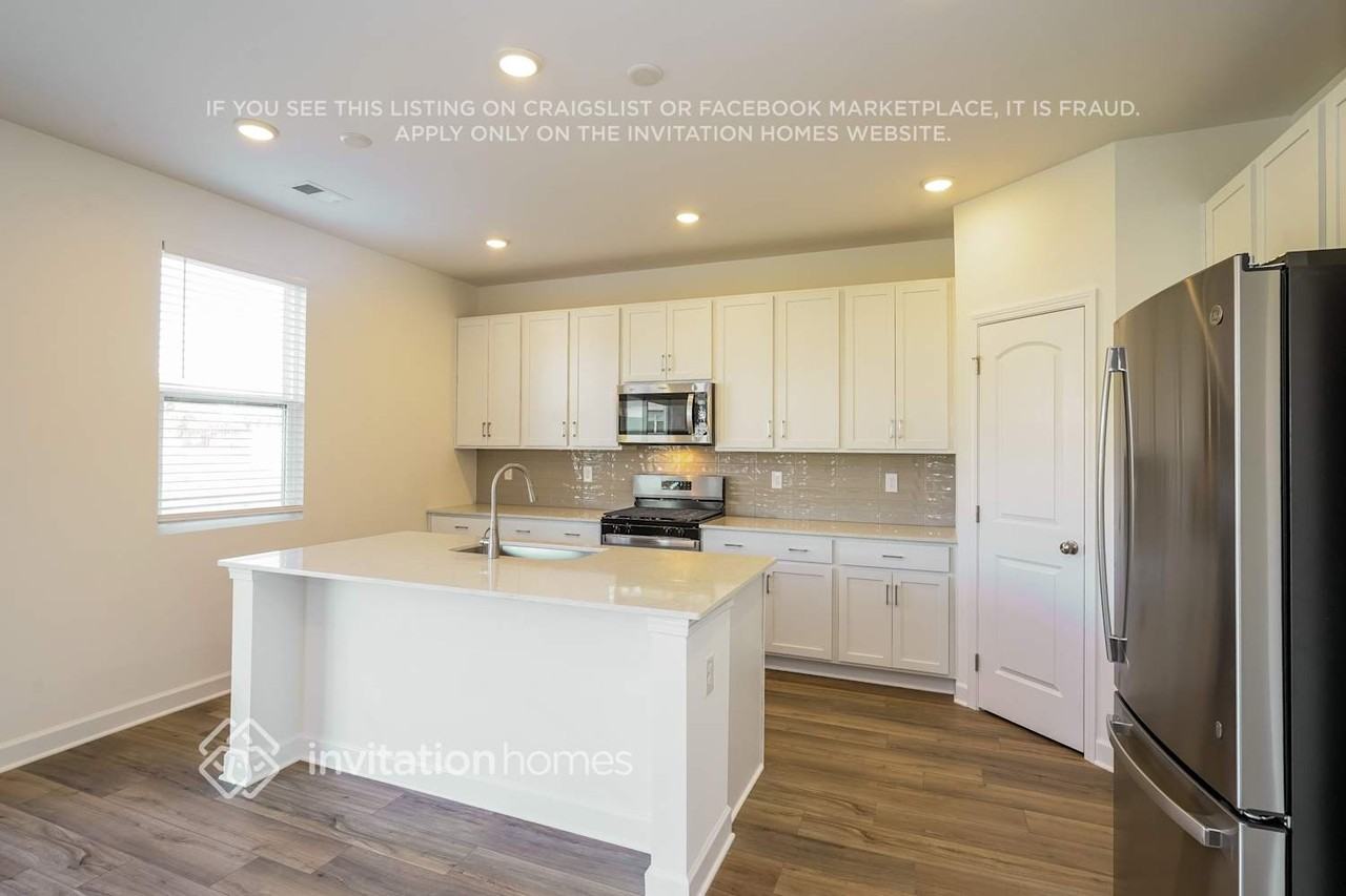 1363 Georgetown Dr - Photo 7 of 18