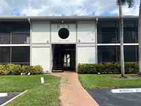 10727 W Clairmont Cir #211 - Photo 1 of 1