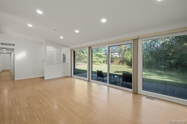 2380 Klingensmith Rd - Photo 4 of 50