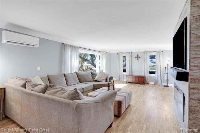 3530 Davison Road - Photo 4 of 32