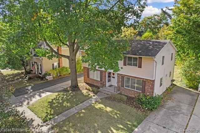 250 1st Street - Photo 2 of 32