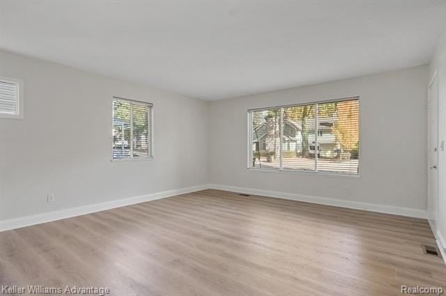 250 1st Street - Photo 4 of 32