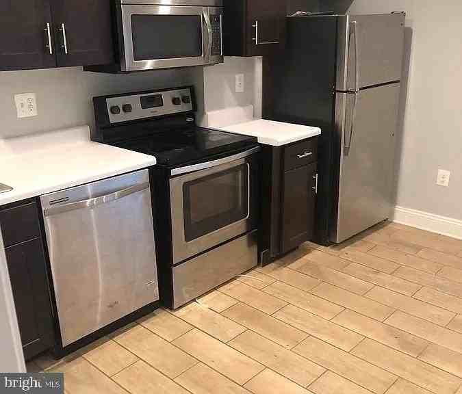 543 Florida Ave Nw Apt 4 #4 - Photo 3 of 17